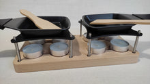 Charger l'image dans la galerie, Appareil à raclette à la bougie pour 2 personnes avec plaques noires