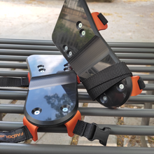 Charger l'image dans la galerie, Semelles glissantes pour slider au sol et sur les murets. Photo 1/6.