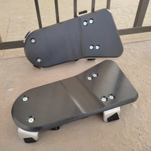 Charger l'image dans la galerie, Semelles de glisse version rail avec pièces couleur alu et sangles noires 01.